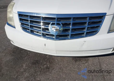 2007 Cadillac Dts V8 z USA, uszkodzony, nr VIN 1G6KD57YX7U223786